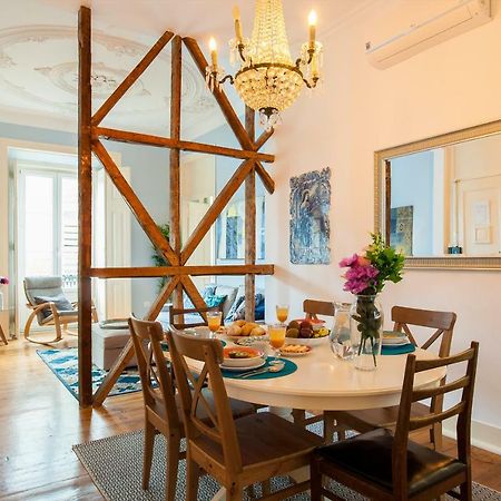 Bairro Alto 3 Bedroom Patio Flat! Lisboa Extérieur photo