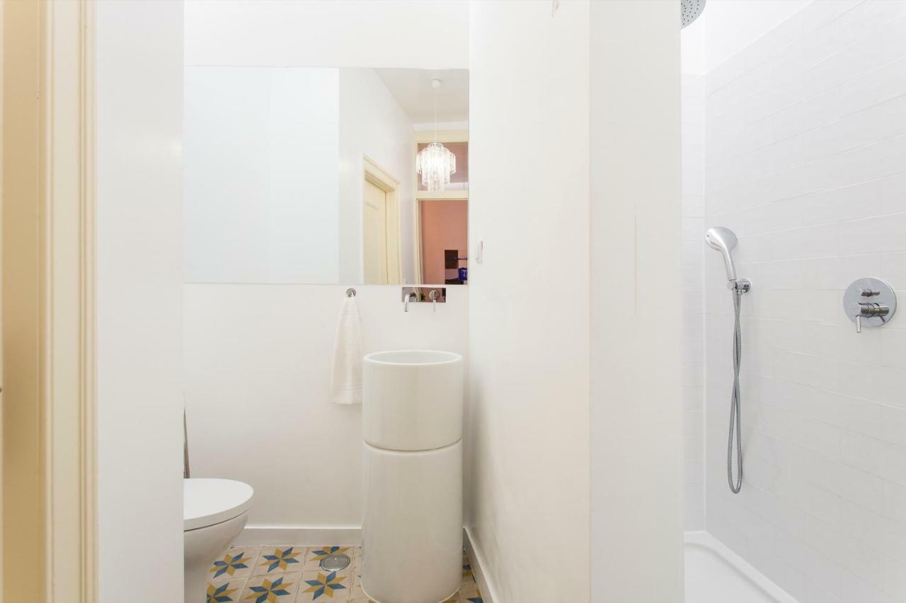 Bairro Alto 3 Bedroom Patio Flat! Lisboa Extérieur photo