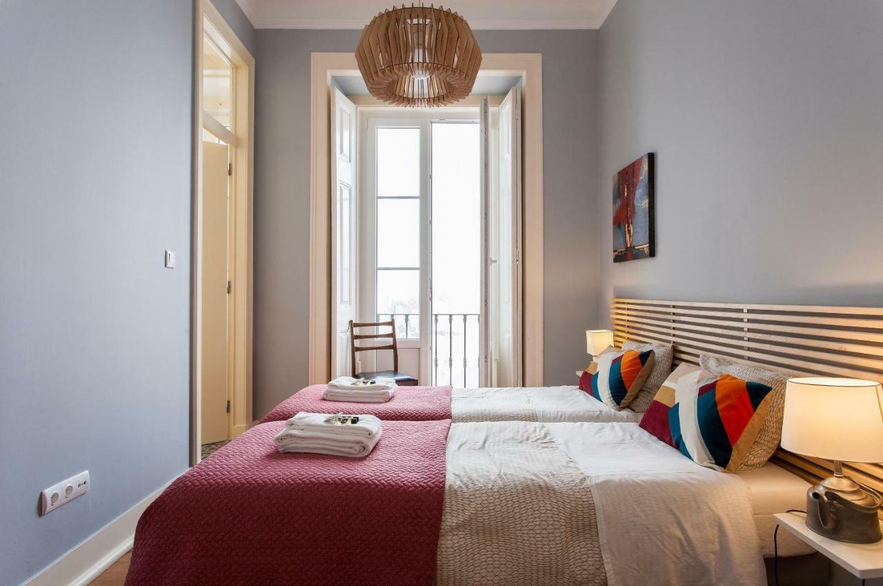 Bairro Alto 3 Bedroom Patio Flat! Lisboa Extérieur photo